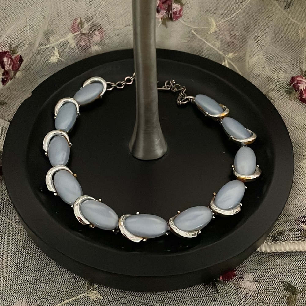 Vintage necklace.